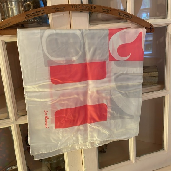 LEO NARDUCCI 100% silk scarf with coral abstract print. Made in Japan - Picture 13 of 16